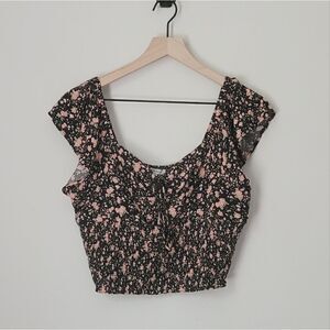 New American Eagle Floral Smocked Ruffle Sleeve Blouse Size Medium NWT